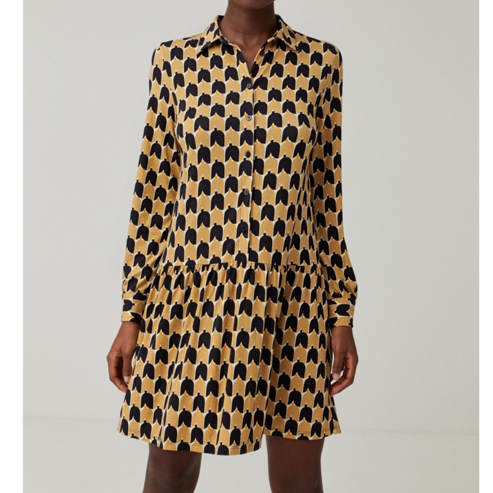 Surkana floaty dress, szM, dropped waist, long sleeve, buttons on front pullover